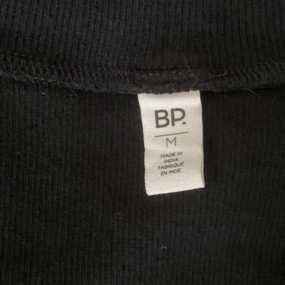 BP. Mock Neck Crop Knit Top - M - Picture 4 of 5